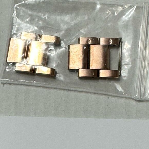 Michael Kors Mini Parker Rose Gold Watch - MK6352 EUC - Battery Replaced -A709 - Picture 5 of 9